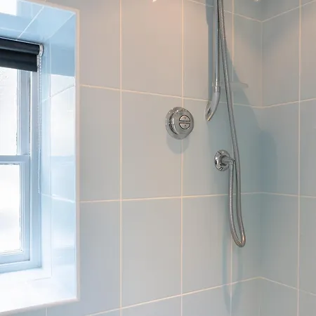 Orrest Howe بيت للعطل *