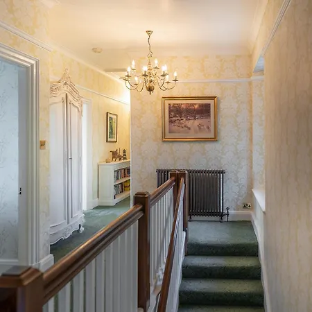 Orrest Howe Tatil Evi *